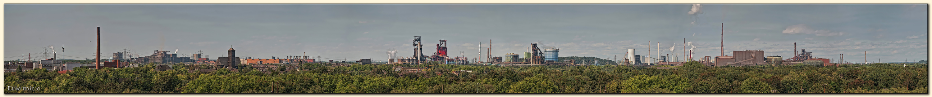 Duisburger Industrie-Skyline