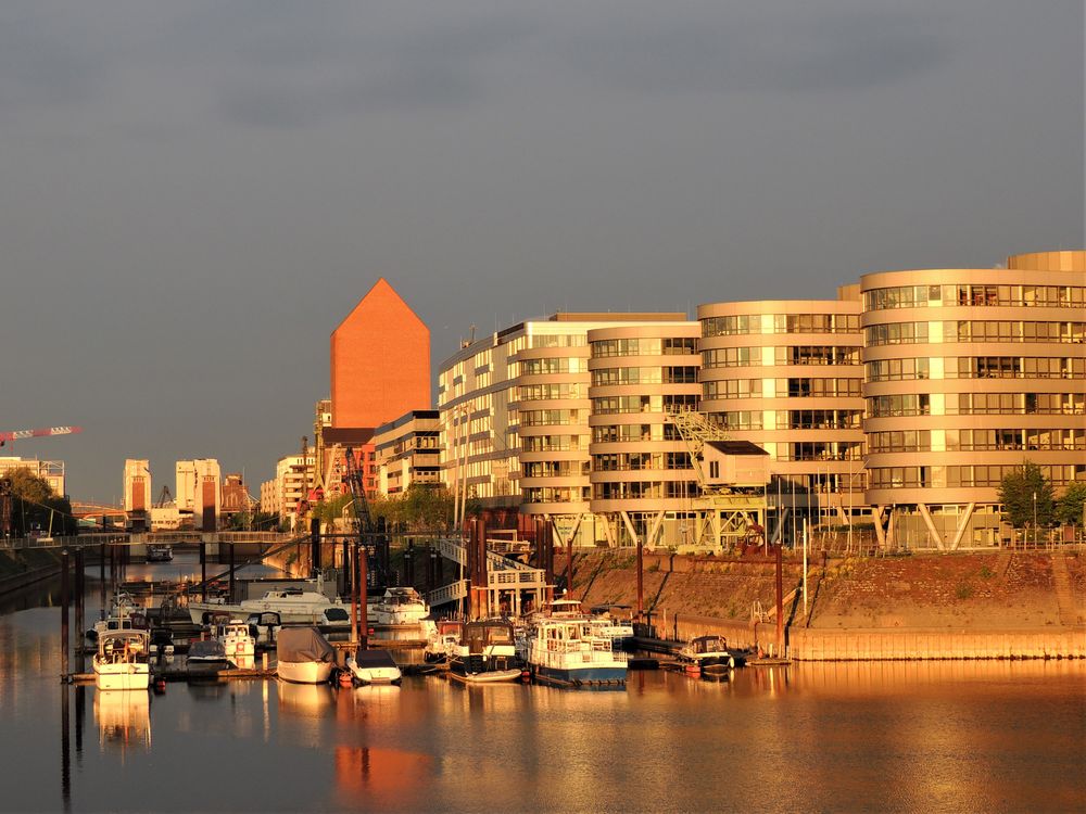 Duisburger Innenhafen