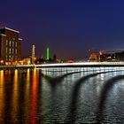 Duisburger Innenhafen - Blick auf die Brücke