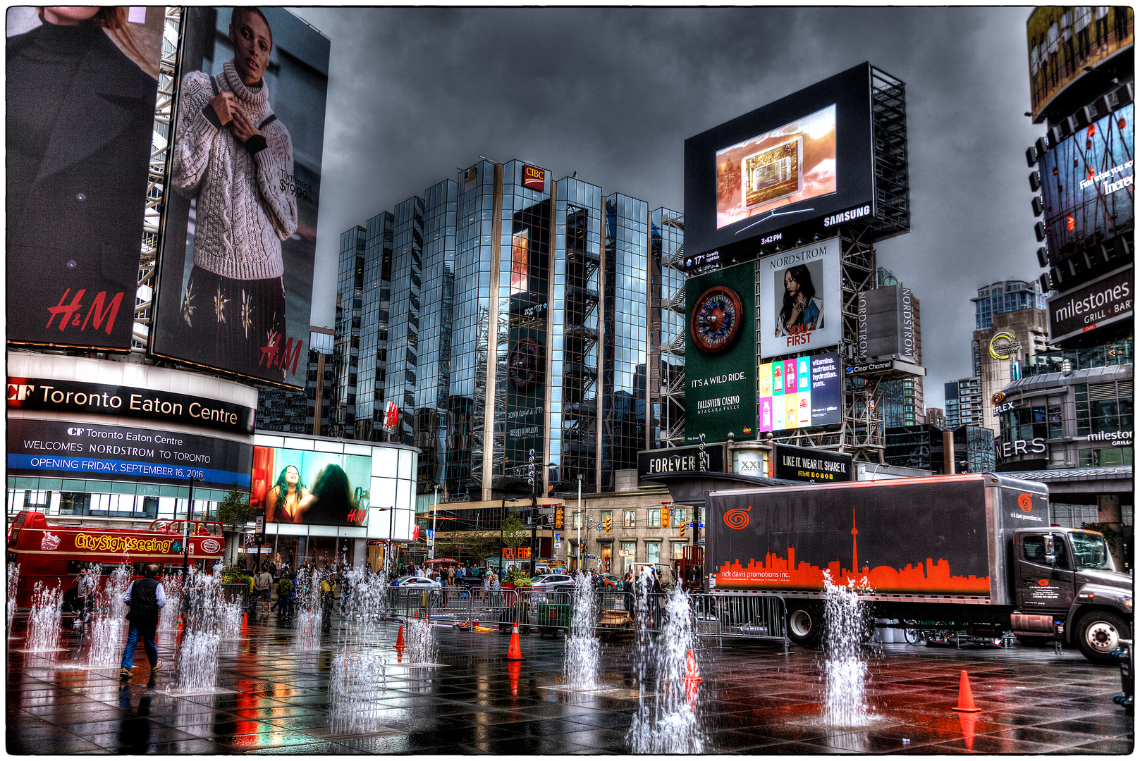 Dundas Square