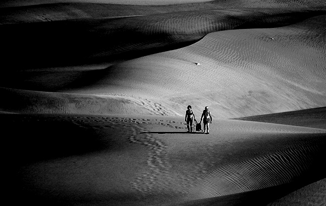 Dune couple