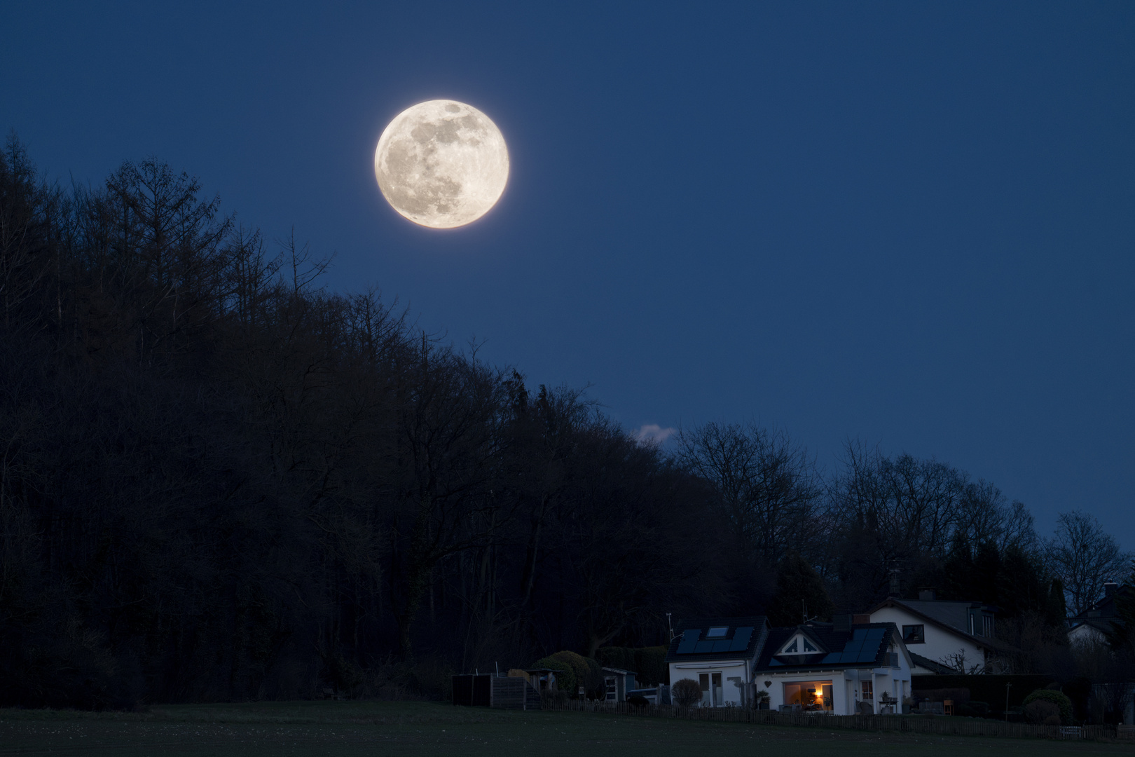 Dunkel wars der Mond schien helle .........