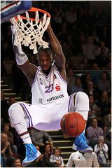 … Dunking – 2. Basketball Bundesliga Pro A