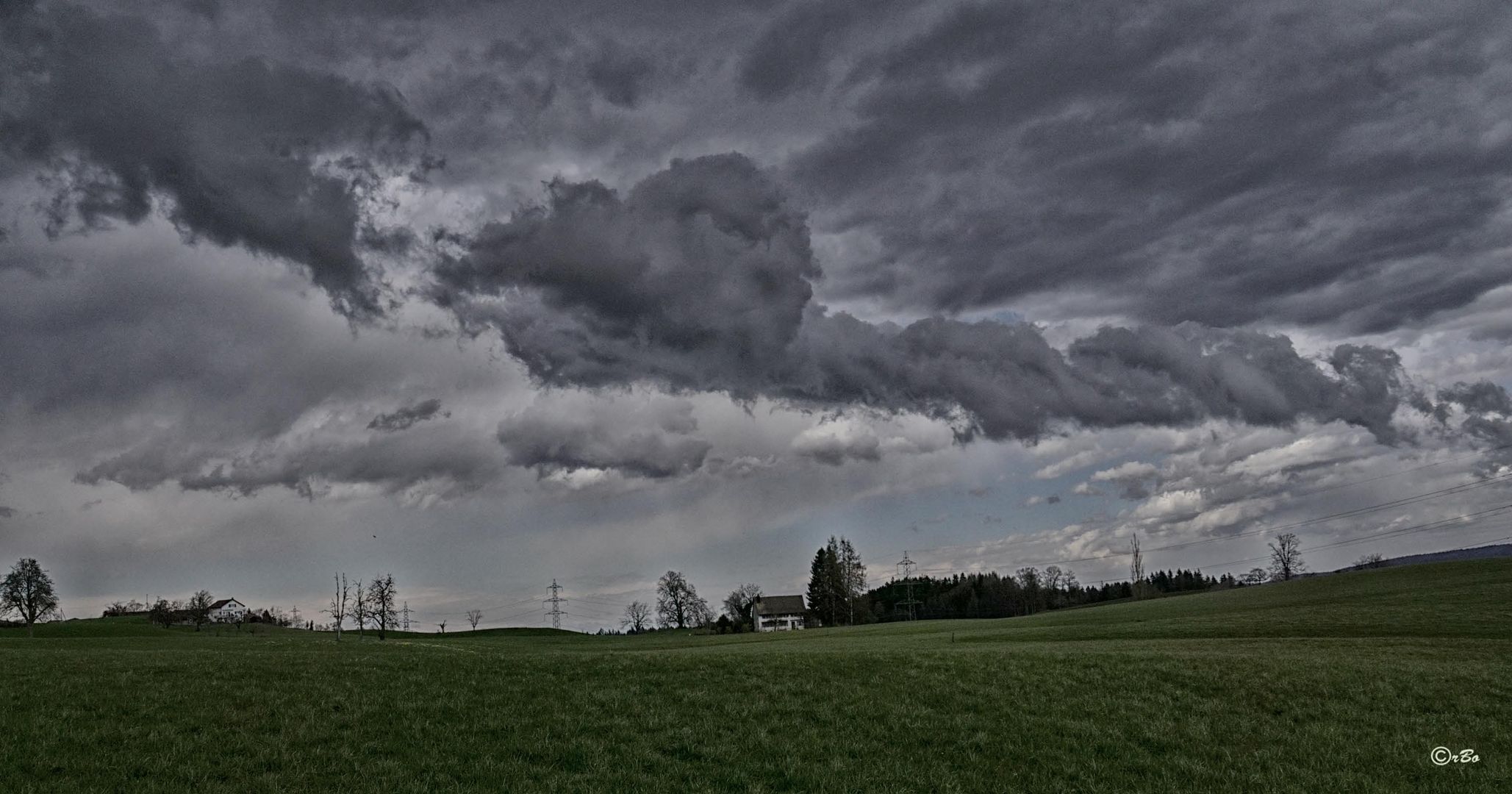 dunkle Wolken Foto &amp; Bild | landschaft, jahreszeiten, frühling Bilder ...