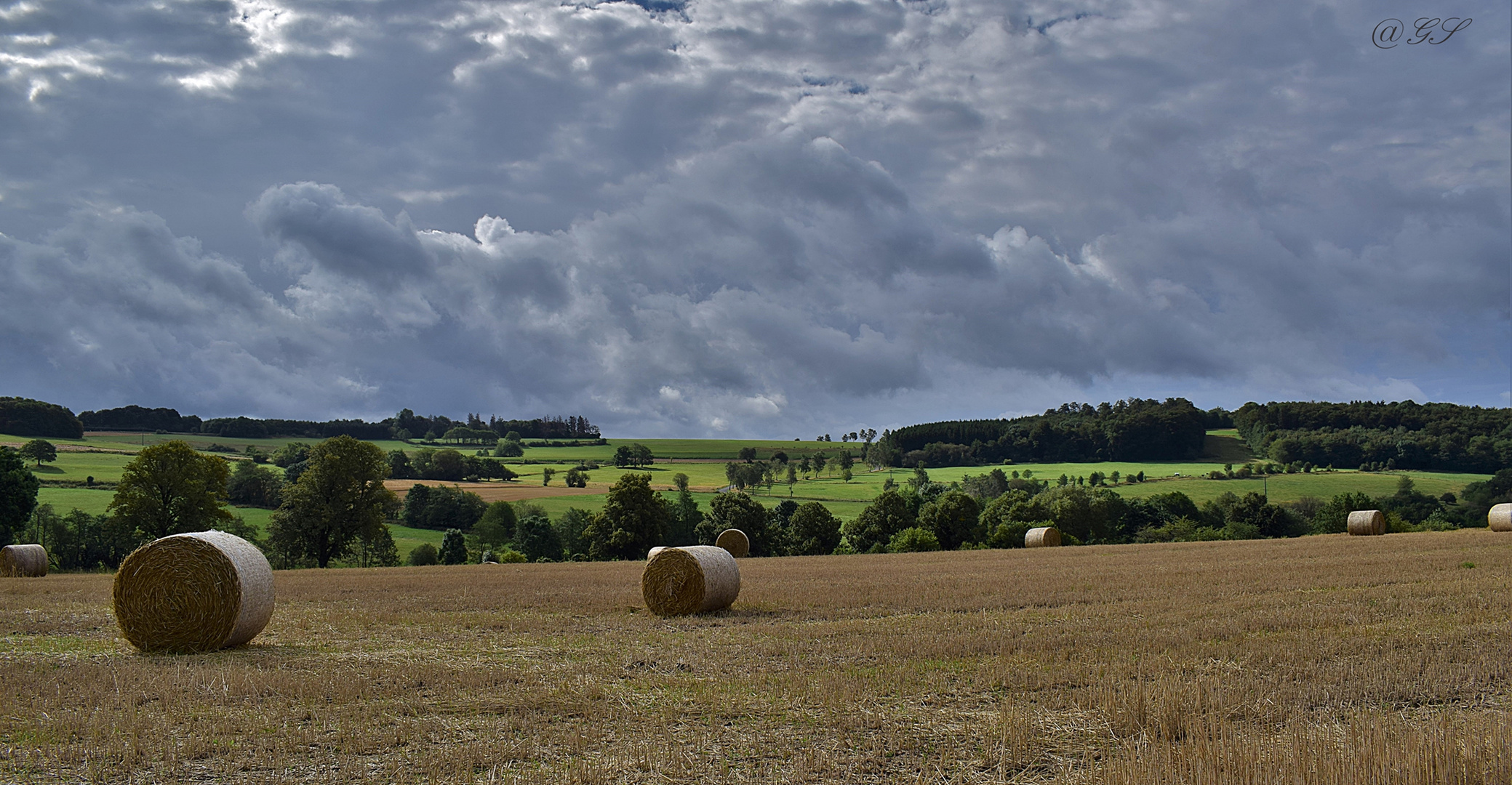 Dunkle Wolken