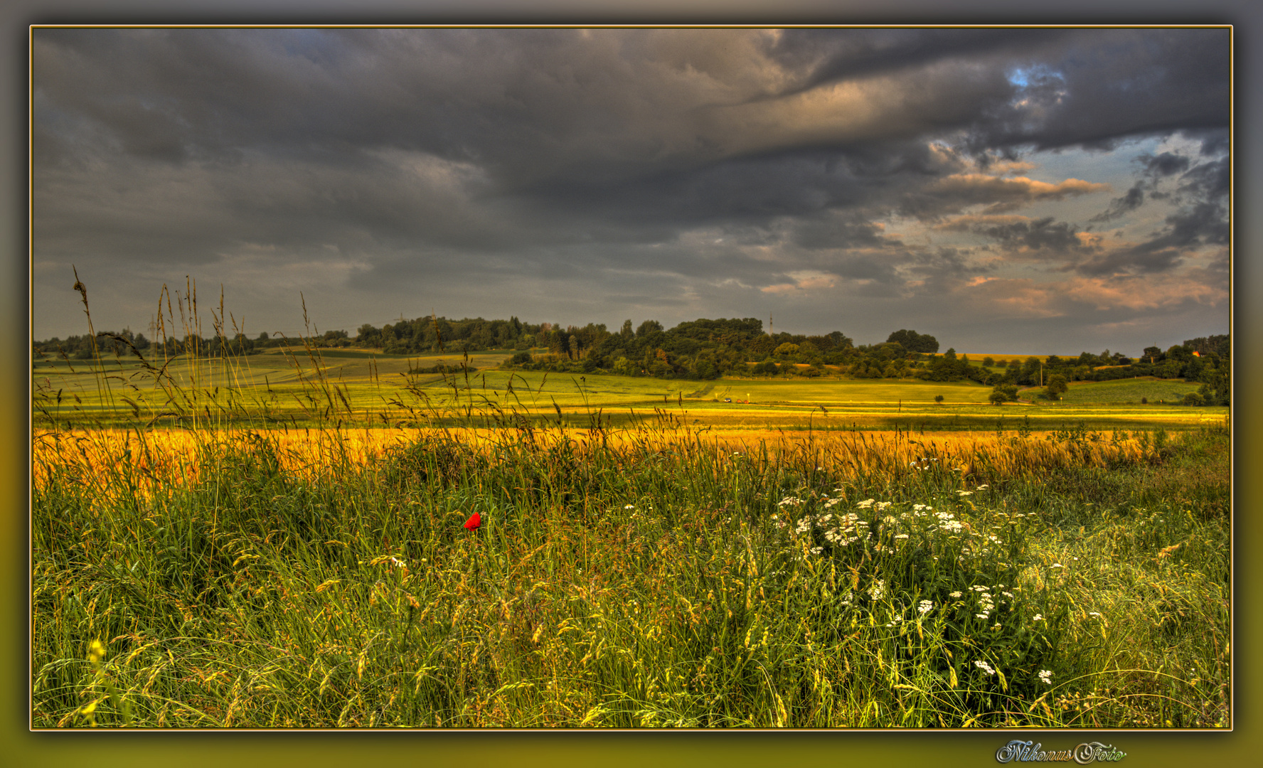 dunkle Wolken