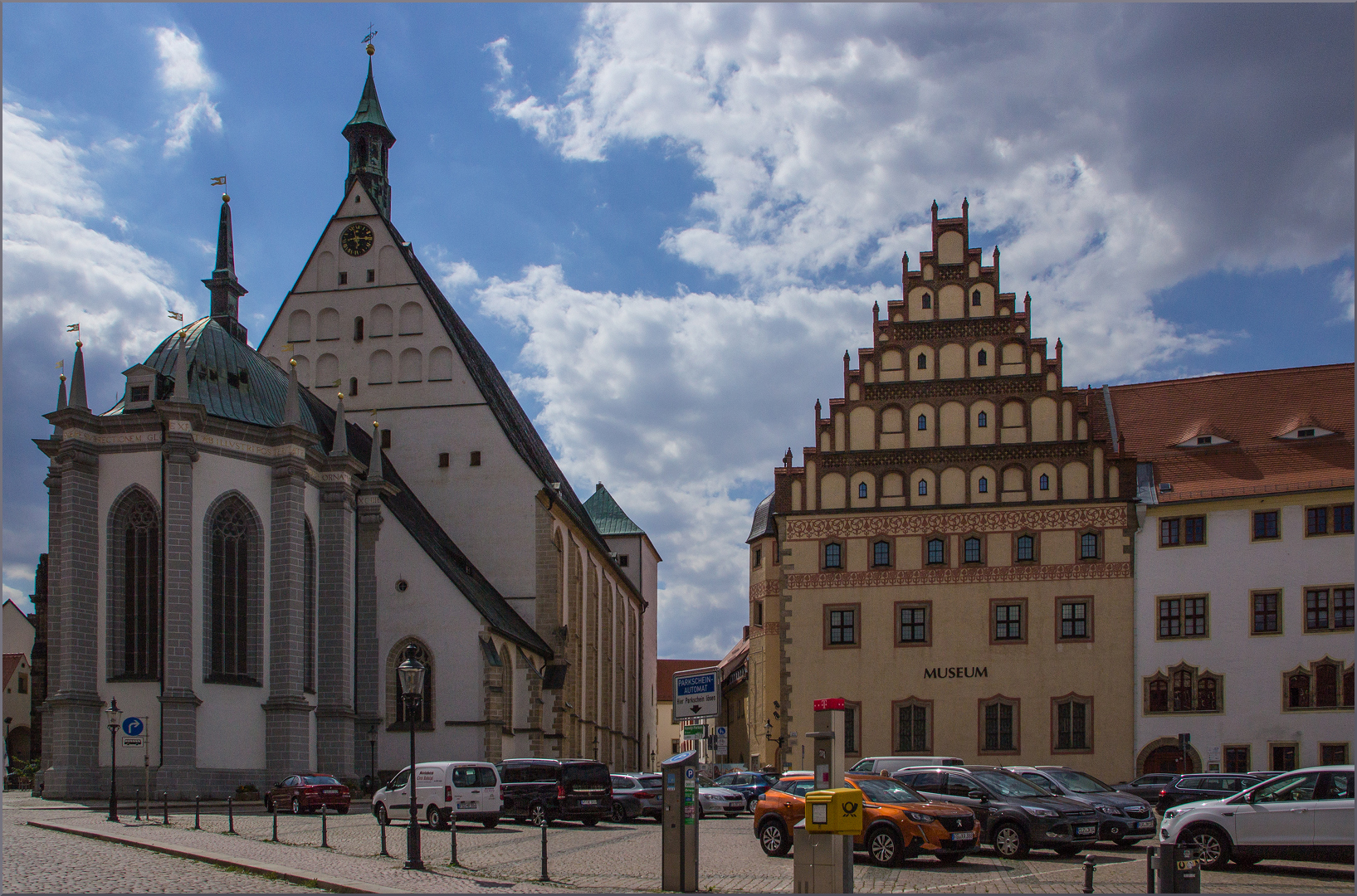 Dunkle Wolken am Untermarkt (3)