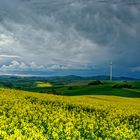 Dunkle Wolken im Mai