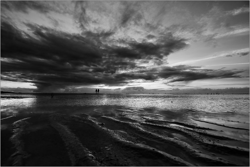 Dunkle Wolken im Watt...