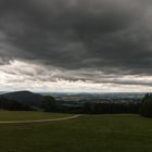 Dunkle Wolken kommen