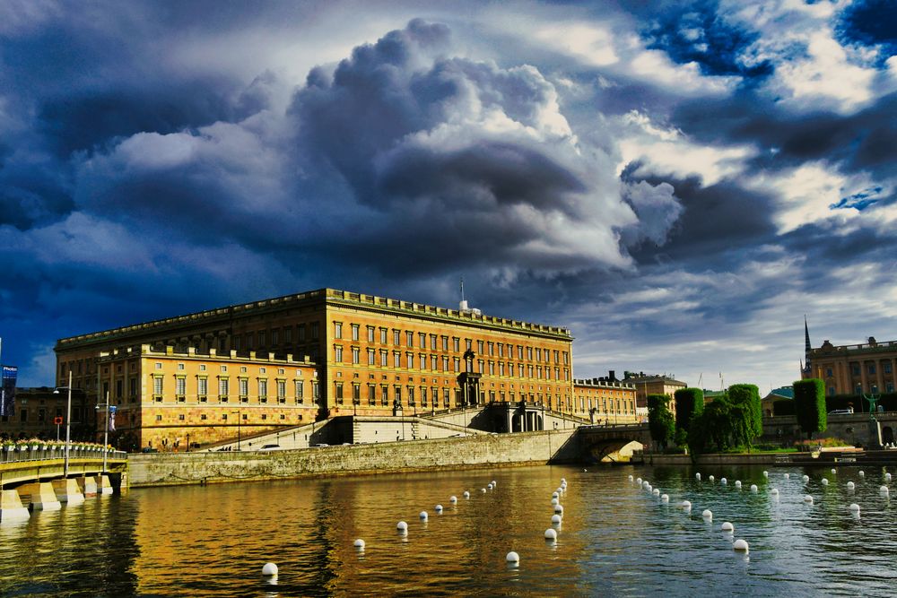 Dunkle Wolken - Stockholms slott oder Kungliga slottet - Schweden