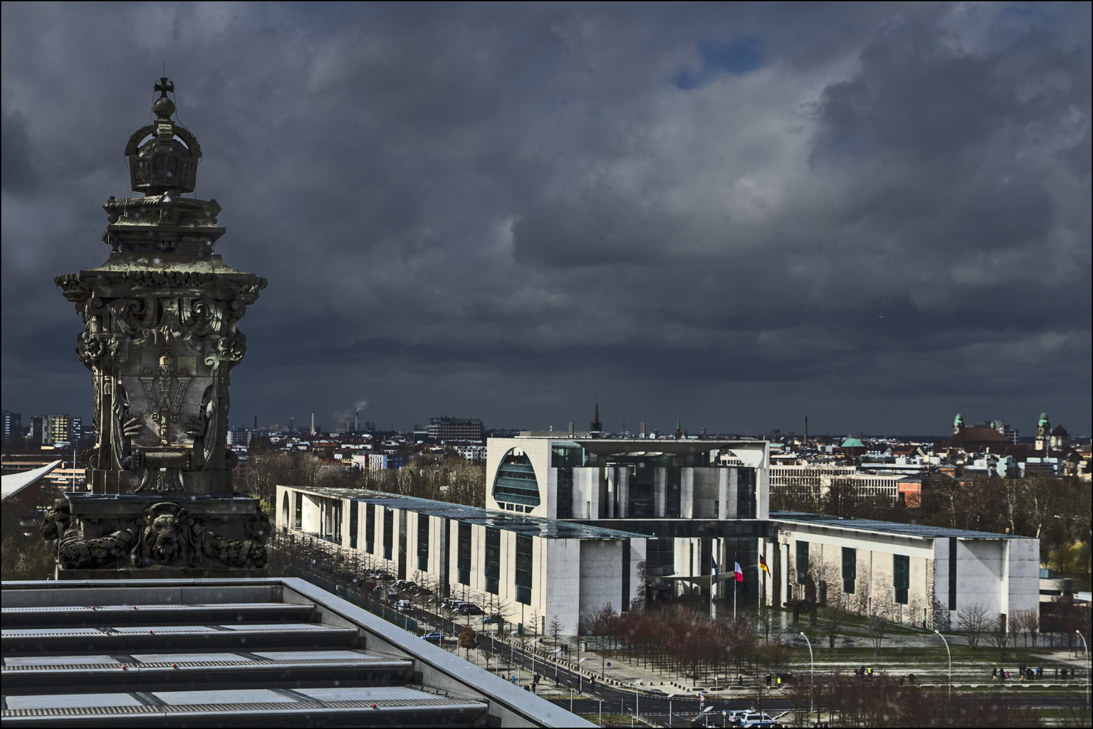 Dunkle Wolken über Berlin :-)