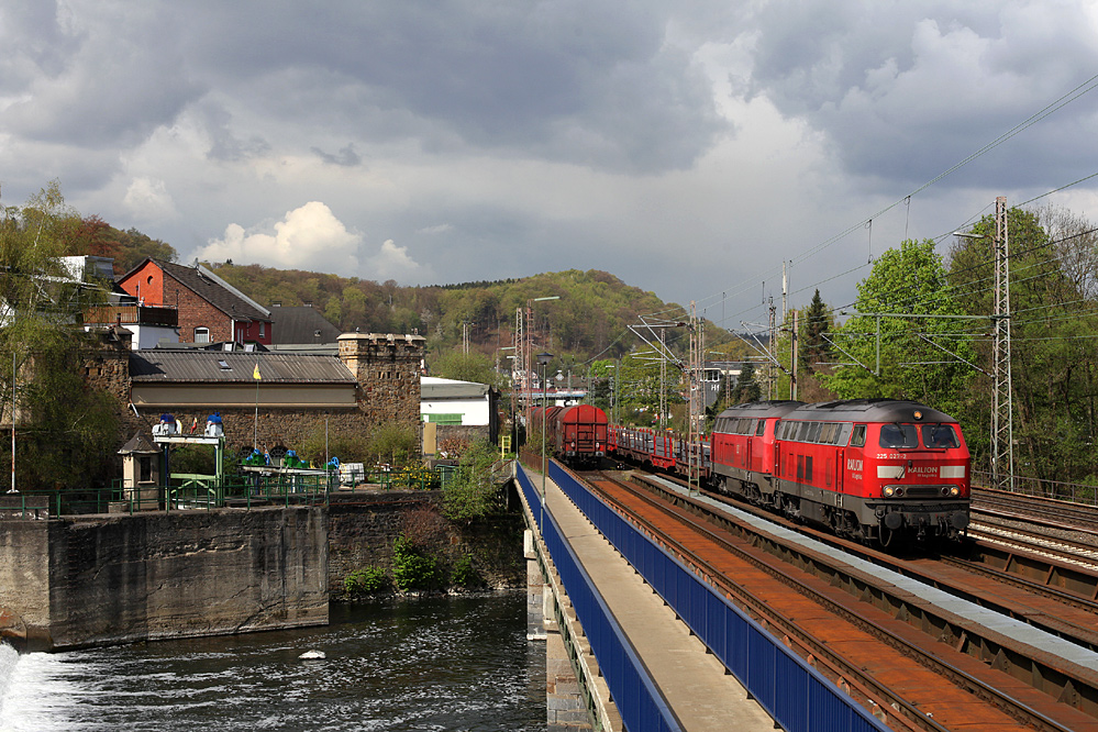 Dunkle Wolken über Bundesbahndieseln