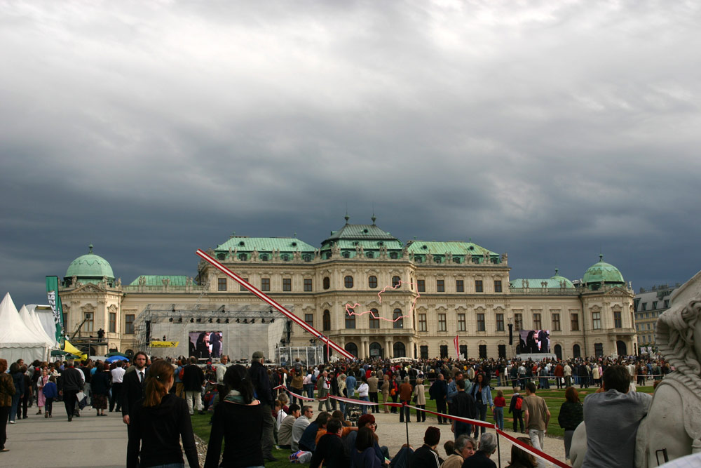 Dunkle Wolken über dem Hause Österreich