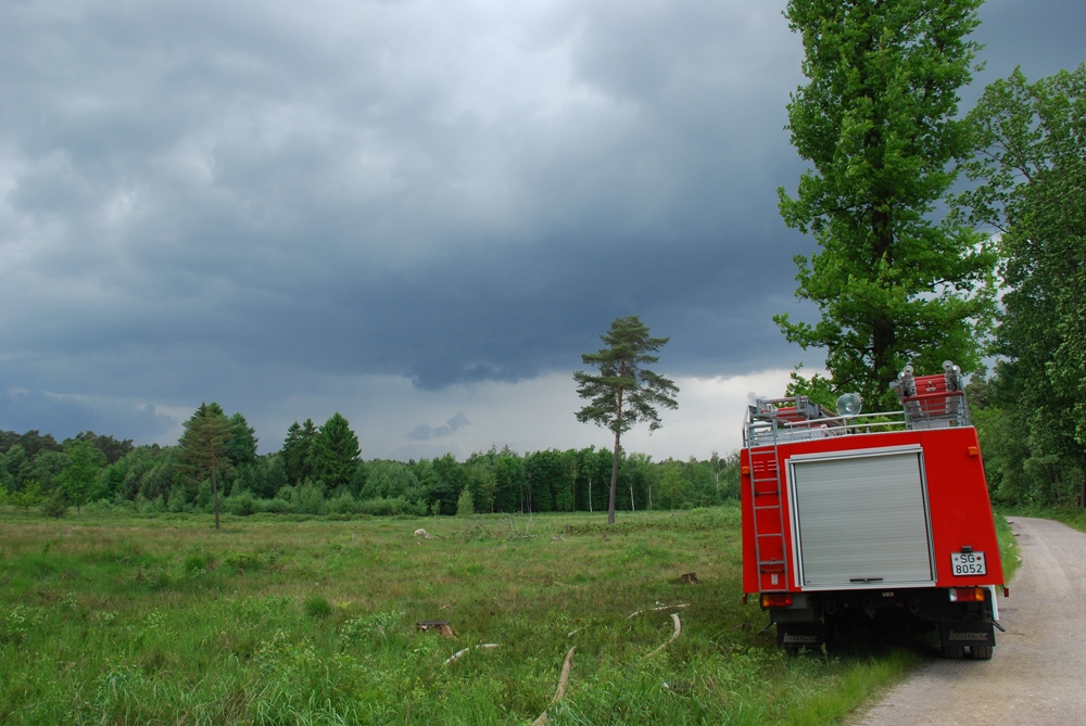 Dunkle Wolken über der Ohligser Heide