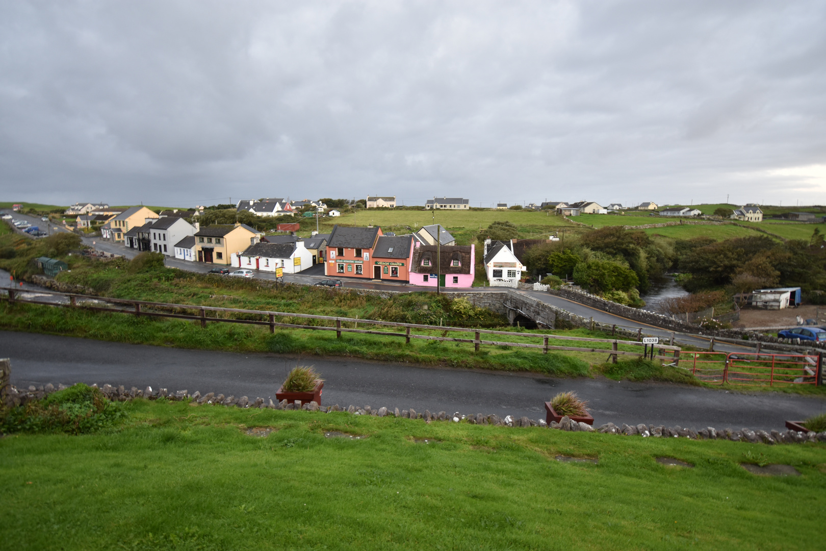 Dunkle Wolken über Doolin