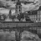 dunkle Wolken über Schloss Fasanerie