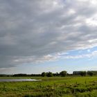 dunkle Wolken ziehen auf