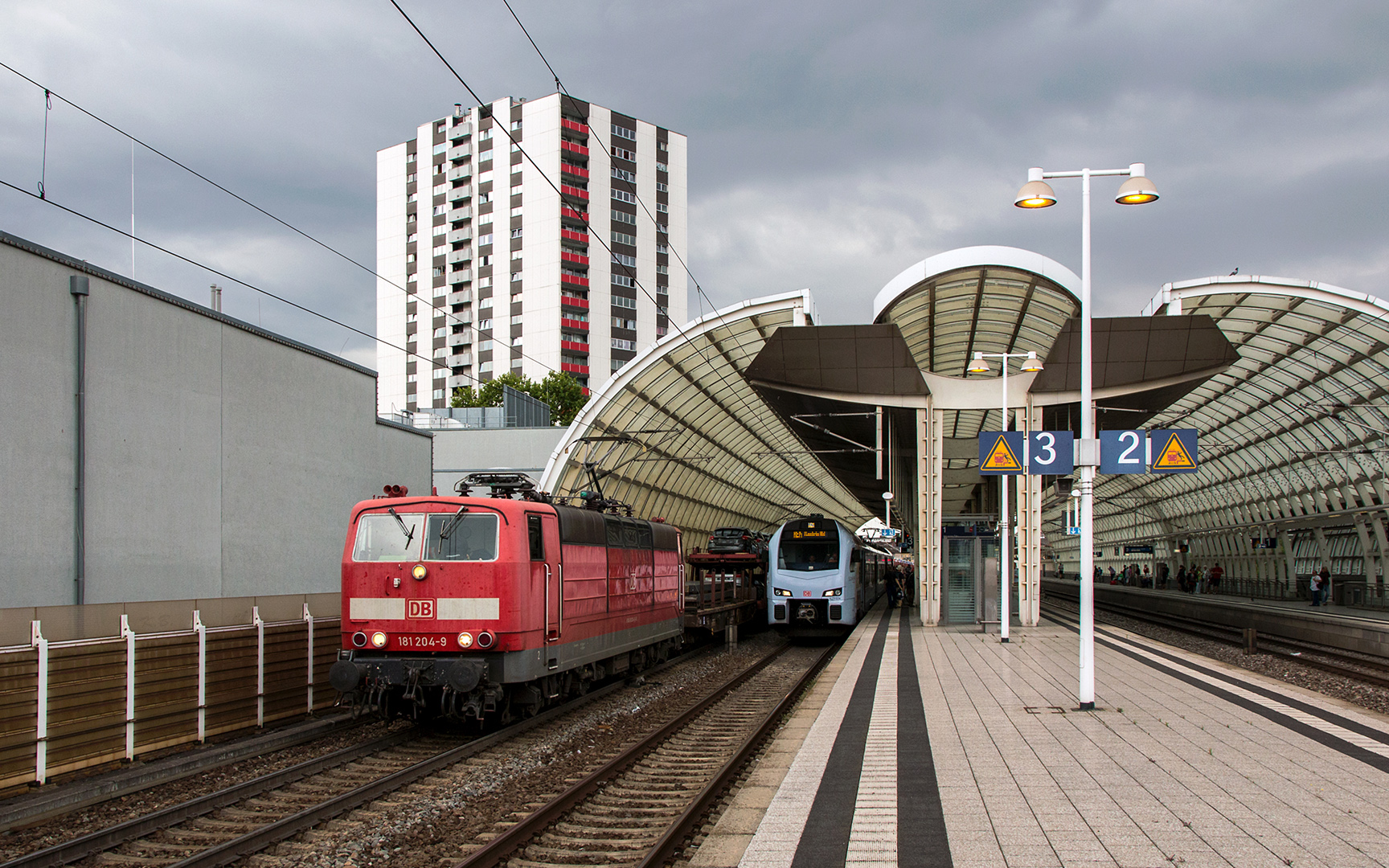 Dunkle Wolken ziehen auf...