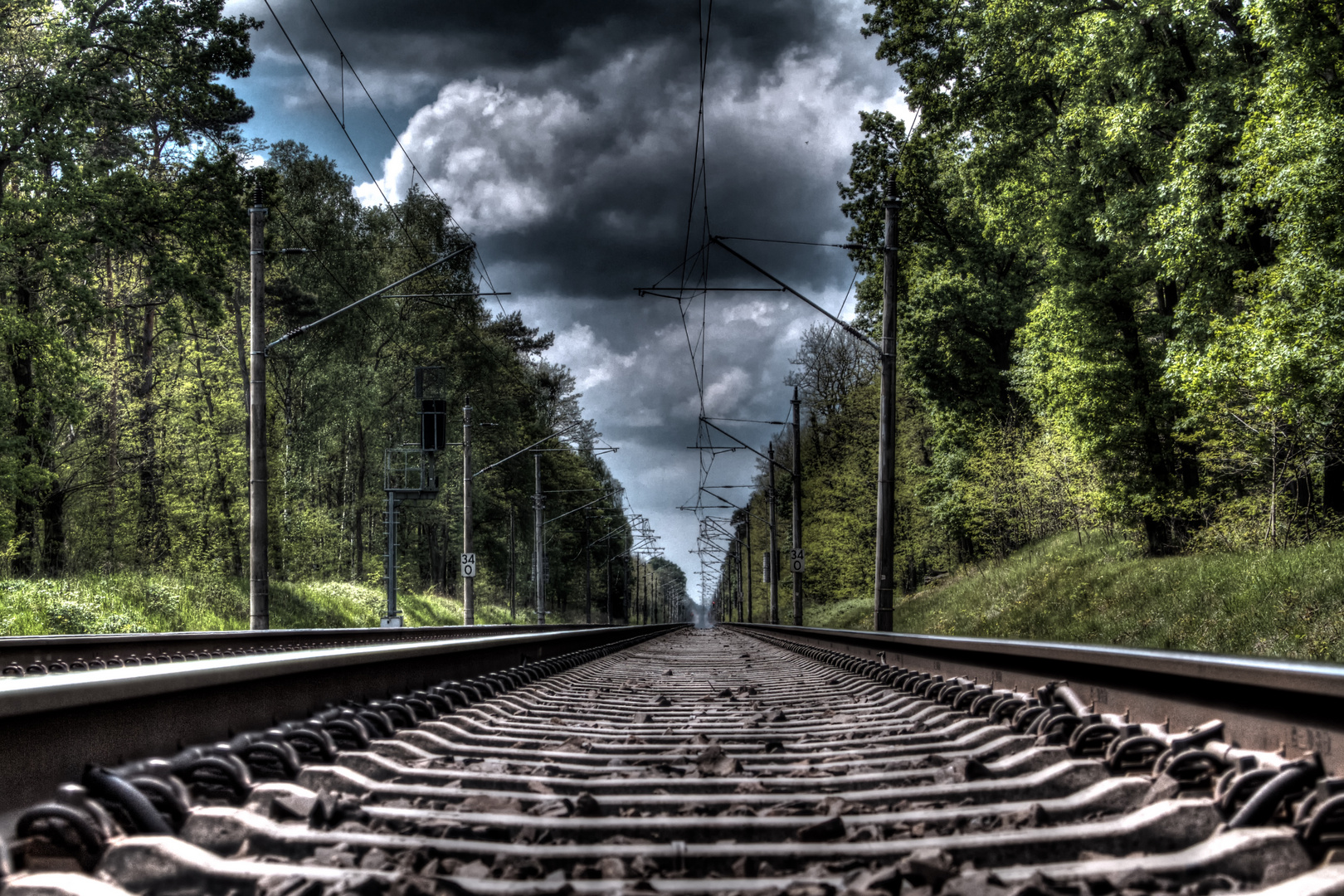 dunkle zeiten Foto & Bild gleise, eisenbahn, verkehr & fahrzeuge