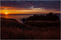 Dunnottar Sunrise III