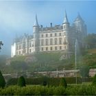 Dunrobin Castle im Nebel