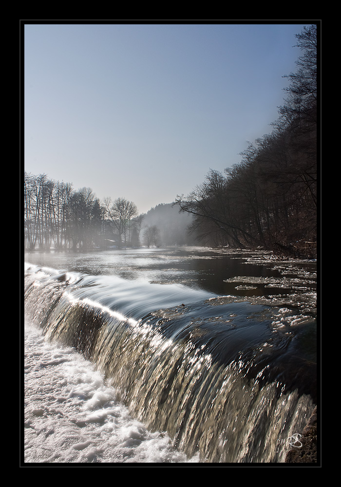 Dunst an der Staustufe