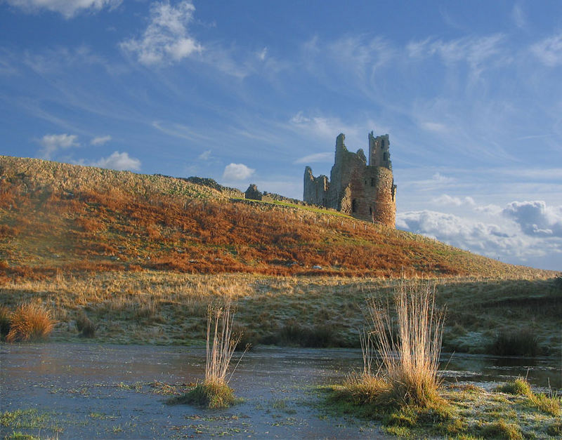 dunstanburgh castle