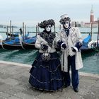 Duo in blu bianco a Venezia