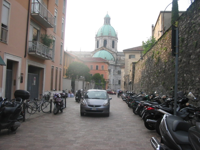 Duomo di Como, visto lateralmente