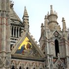 Duomo, Upper Decoration