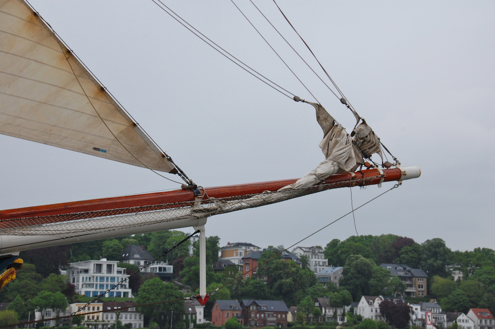 (Durch-)Blick auf Hamburg Blankenese