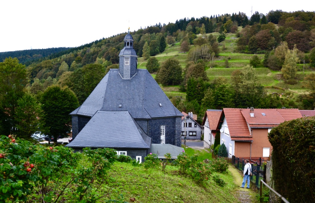 Durch- bzw. Ausblick auf Gießübel…