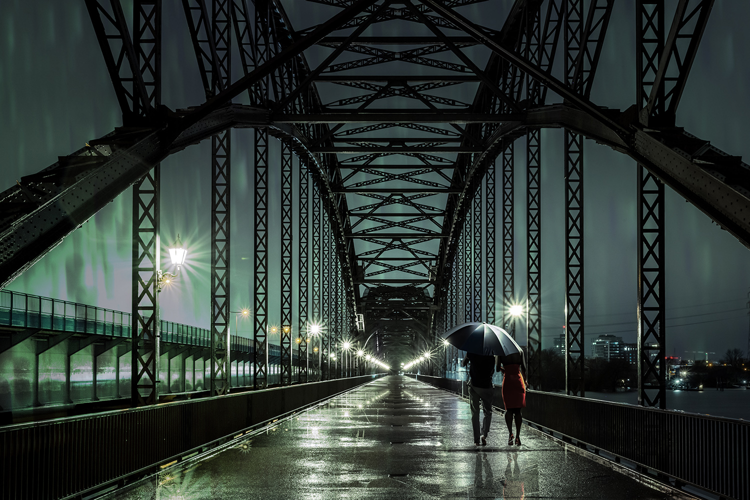 durch den Regen, durch die Nacht Foto & Bild world, spezial, outdoor