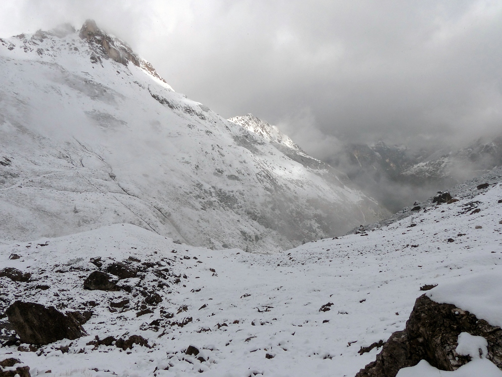 Durch den Schnee zur Gargglerin