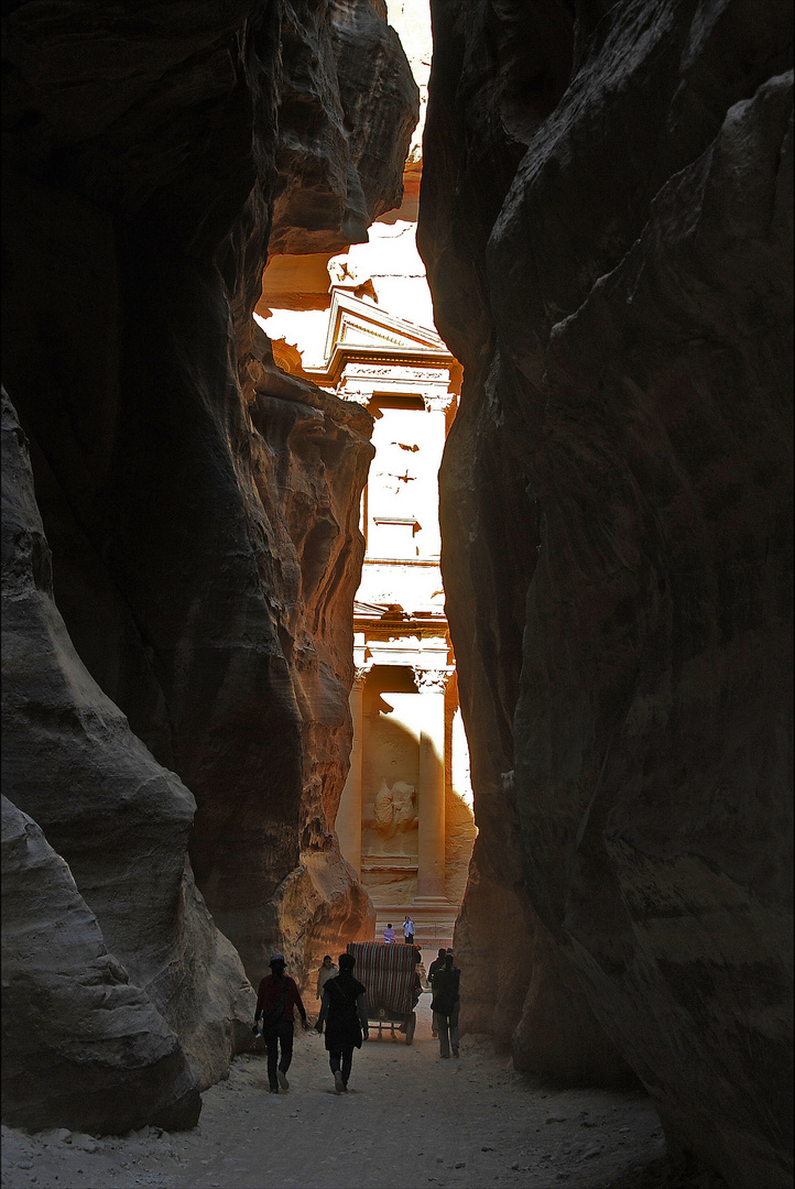 Durch den Souk gelangt man in Petra zum Schatzhaus