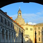 durch den Stallhof zur Frauenkirche