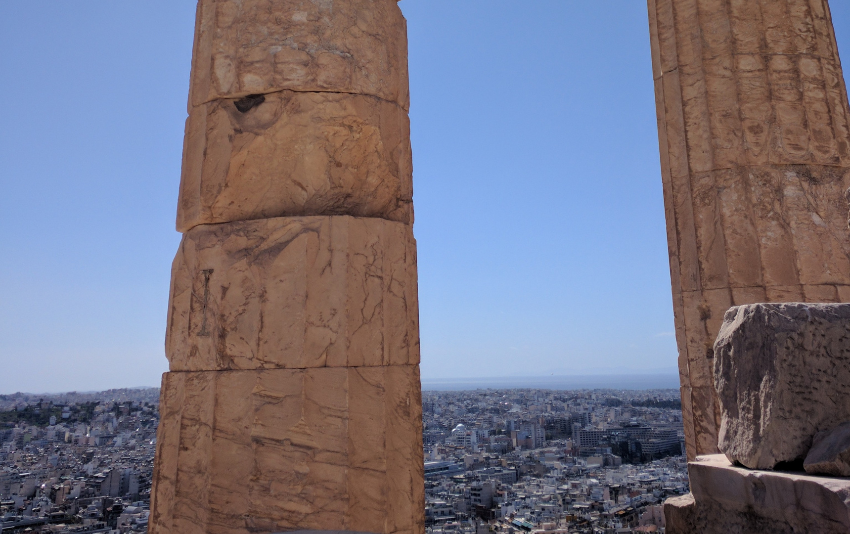  Durch die Säulen des Parthenon 2