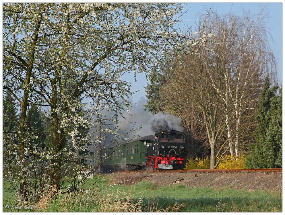 Durch die Schwetaer Frühlingslandschaft