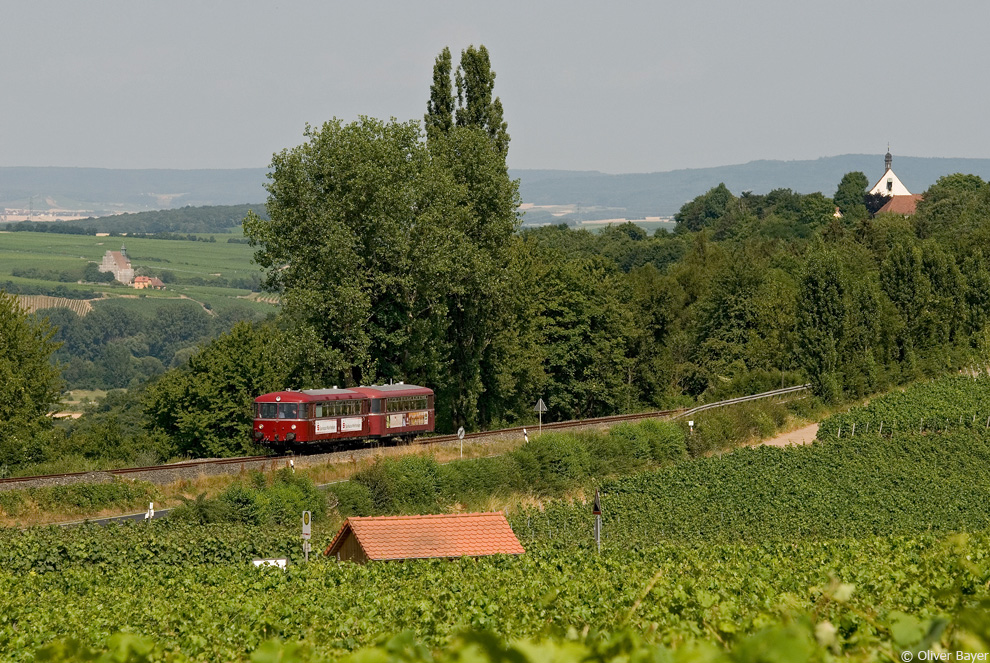 Durch die Weinberge der Volkacher Mainschleife