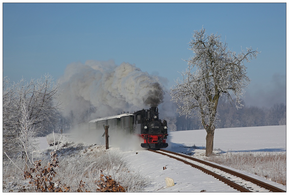 Durch die winterliche Landschaft bei Naundorf