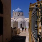 ...durch diese Gasse - in Pyrgos...