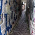 durch diese hohle Gasse ...