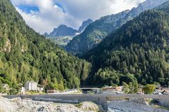 Durch diese Schlucht donnerte die Schlamm-/Gesteinslawine