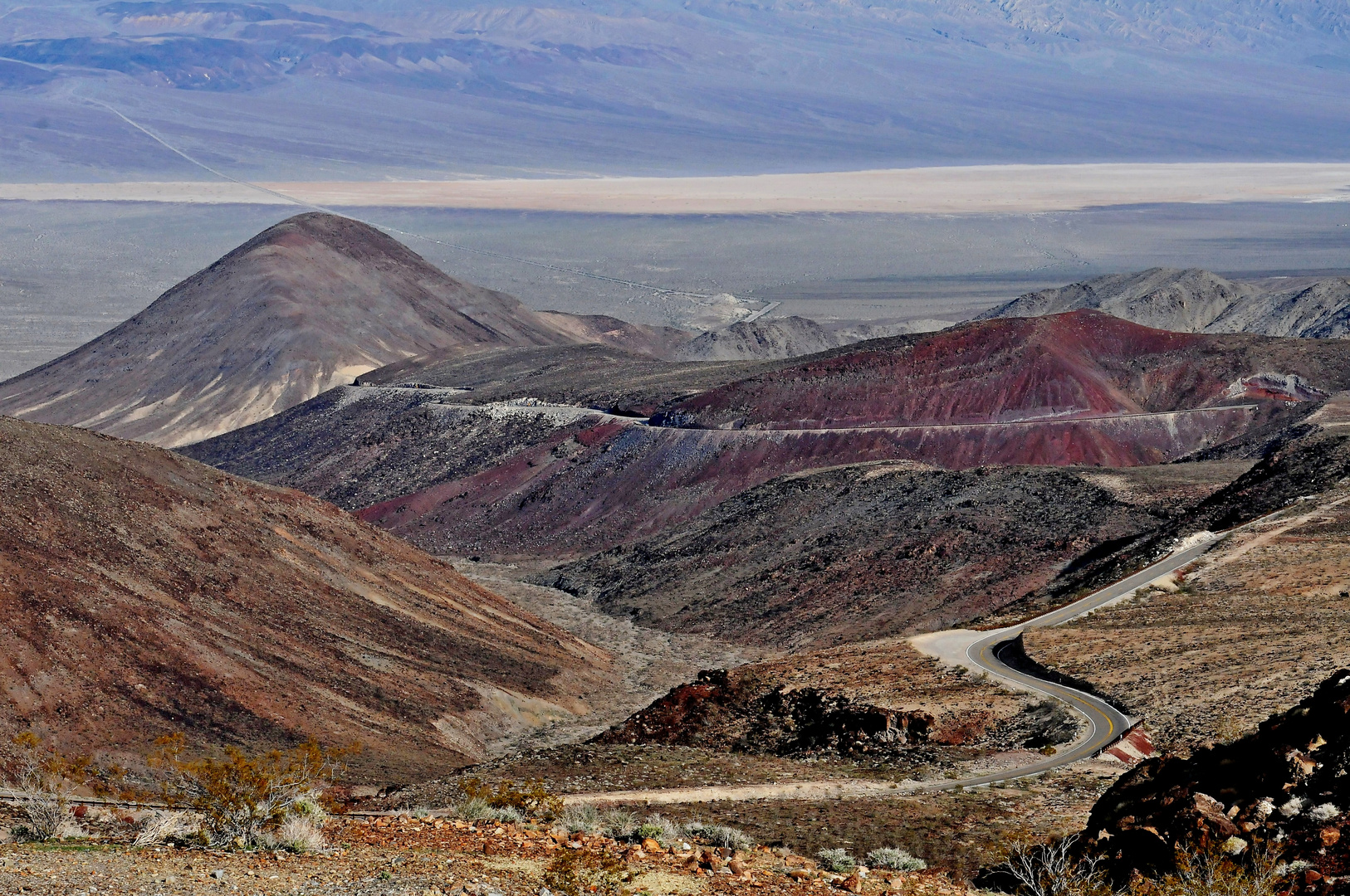 Durch Nevada fuhren wir : Rechts unten rein und links oben raus.