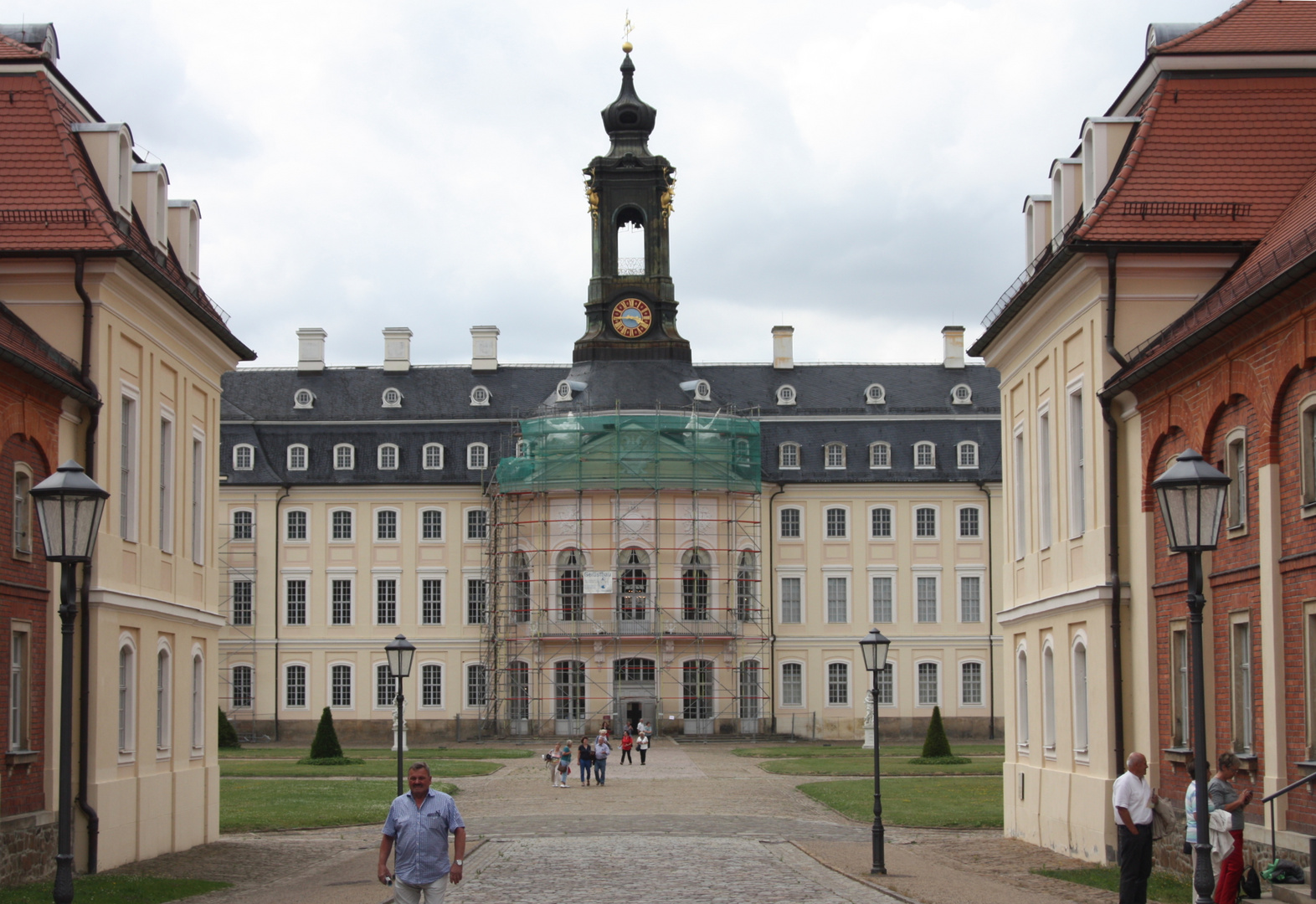 Durchblich auf Jagdschloss Hubertusburg in Wermsdorf /Sa.