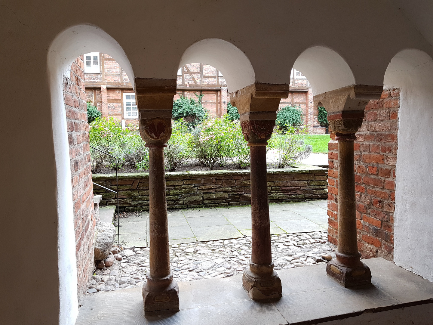 Durchblick am Dom zu Verden