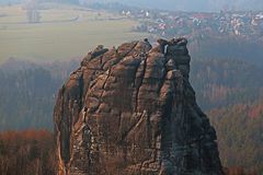 Durchblick am Falkensteingipfel