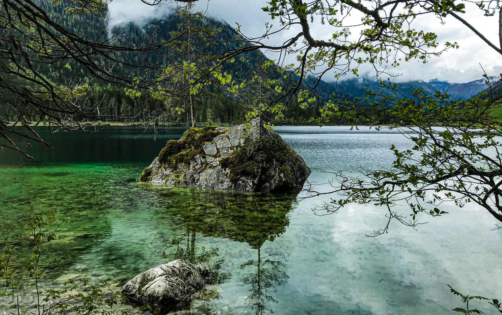 DURCHBLICK AM HINTERSEE