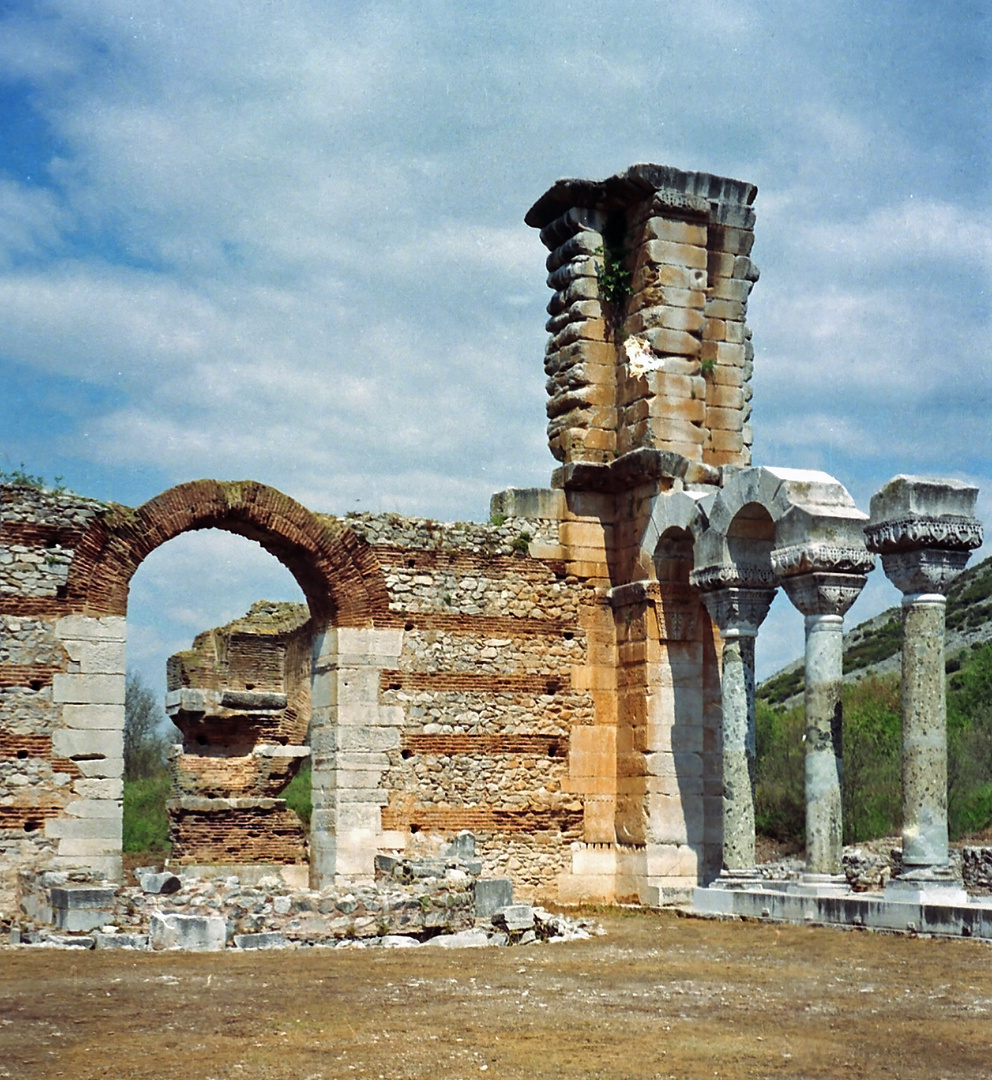 Durchblick auf archäologischer Stätte